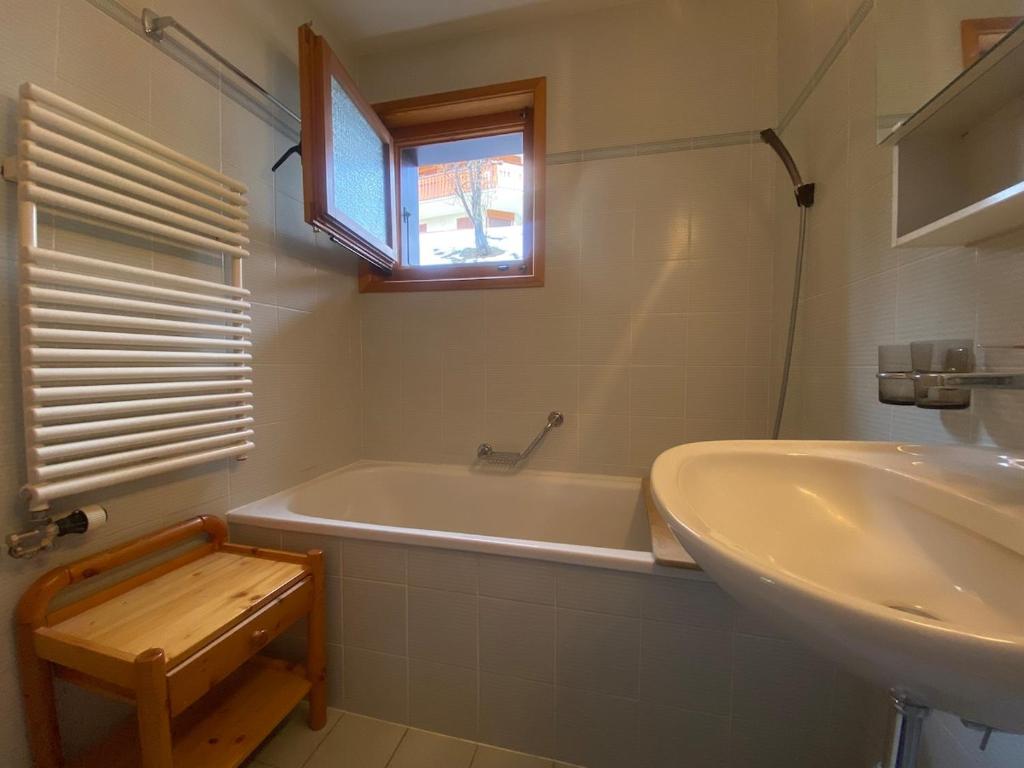 Comfortable 2 bedroom apartment in Gryon - 3