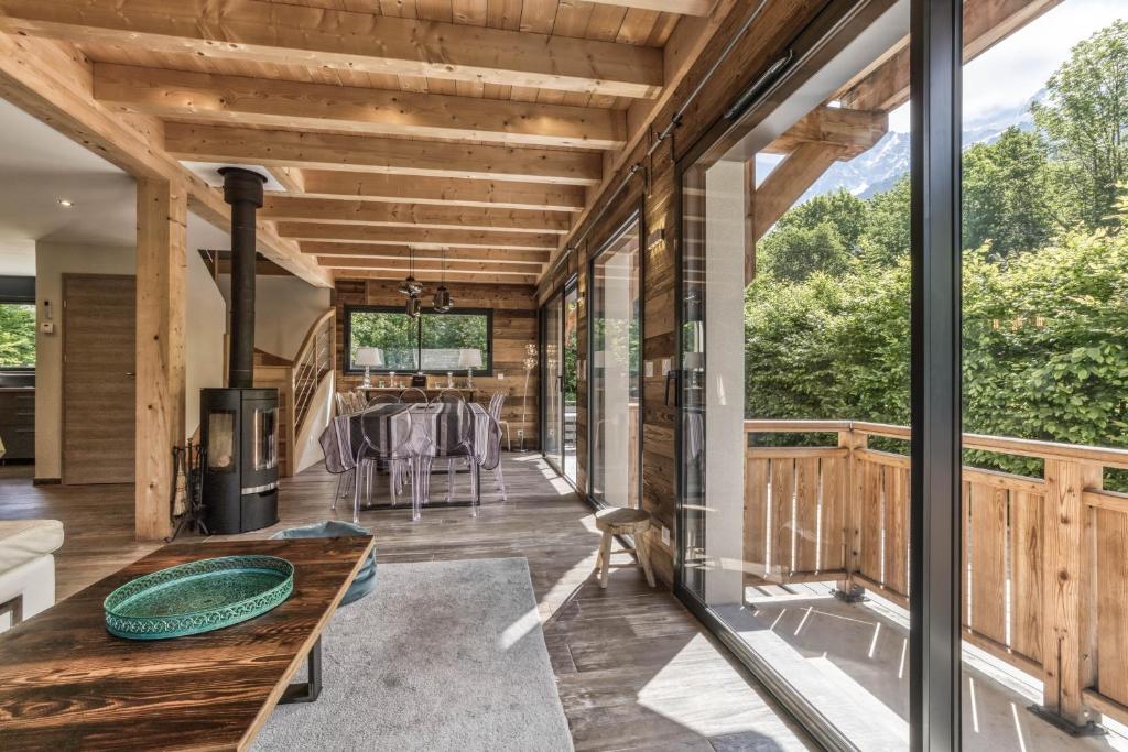 Chalet 18 guests, 8 bedrooms, 5 bathrooms & Sauna! - 5
