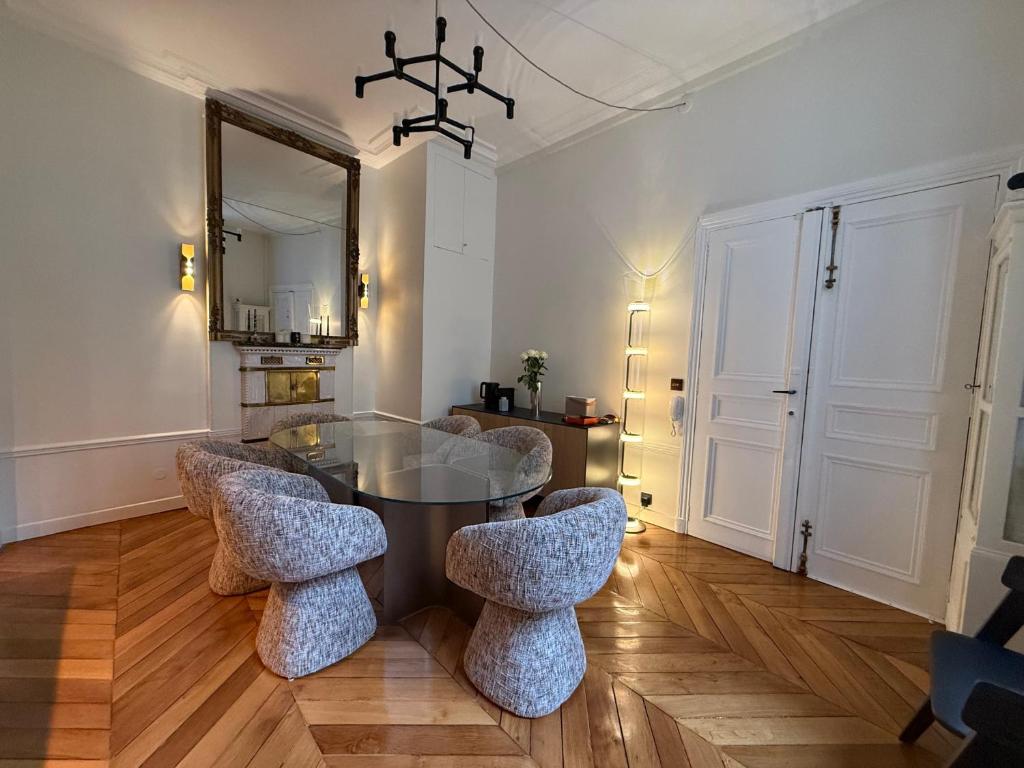 Apartment - Sleeps 4 - Near the Louvre - 2