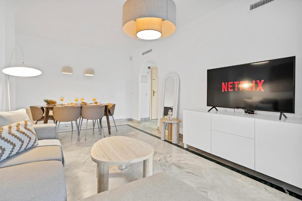 Ivory Banus Apartment - Luxury & Prime Location - 1