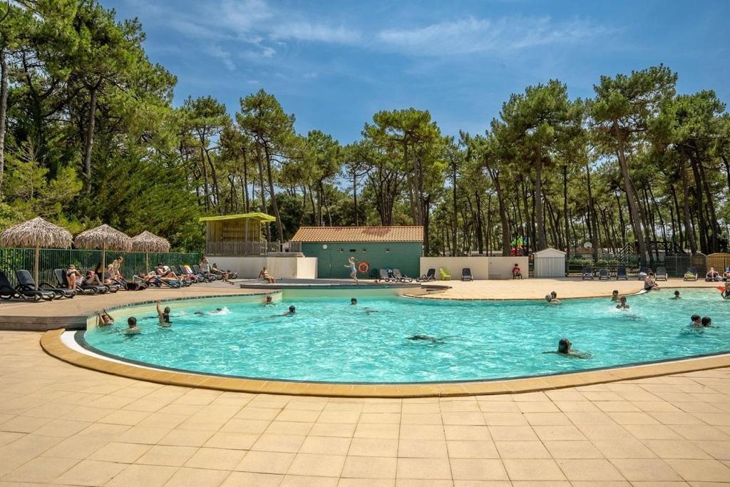 ZEcamping 3 sous les Pins - Accès direct Plage - MH TV Plancha - 4