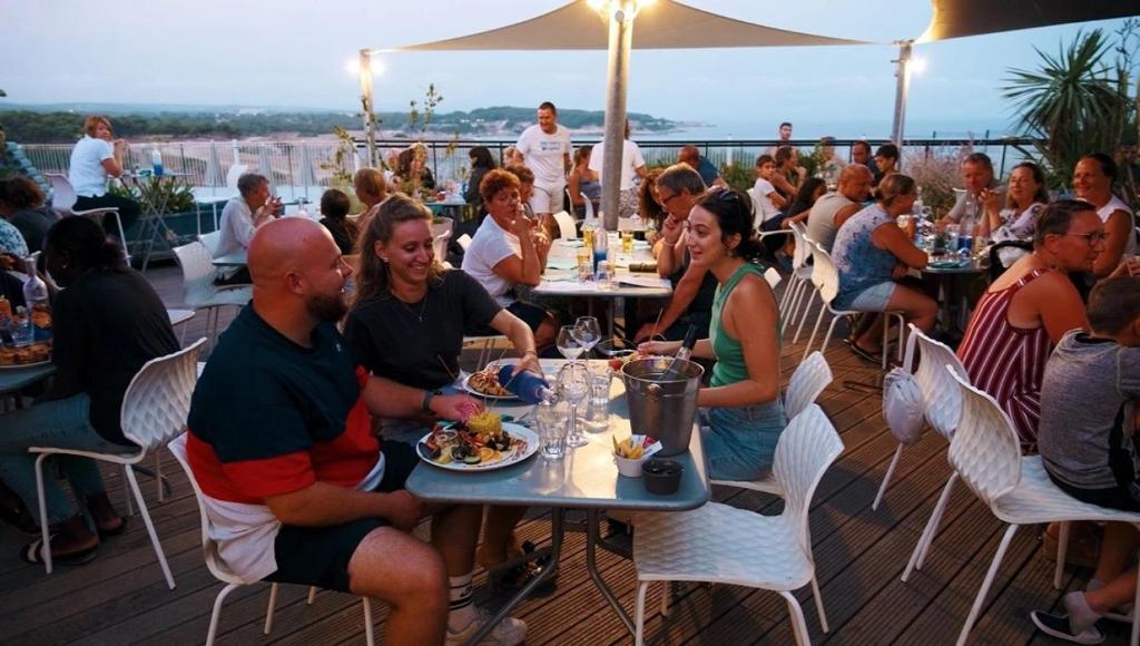 ZEcamping 4 à 300m de la plage piscine club enfant animaux acceptés - 3