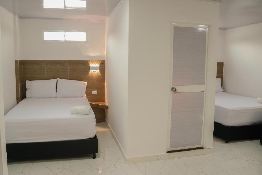 Hotel Brisas del Mar - 3