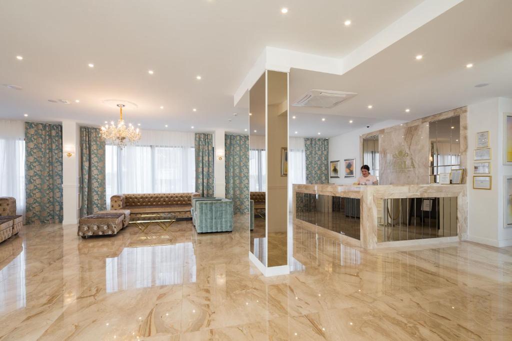 Hotel Perla photo