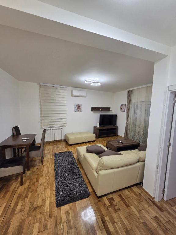 Rakovica, Kneževac - 1