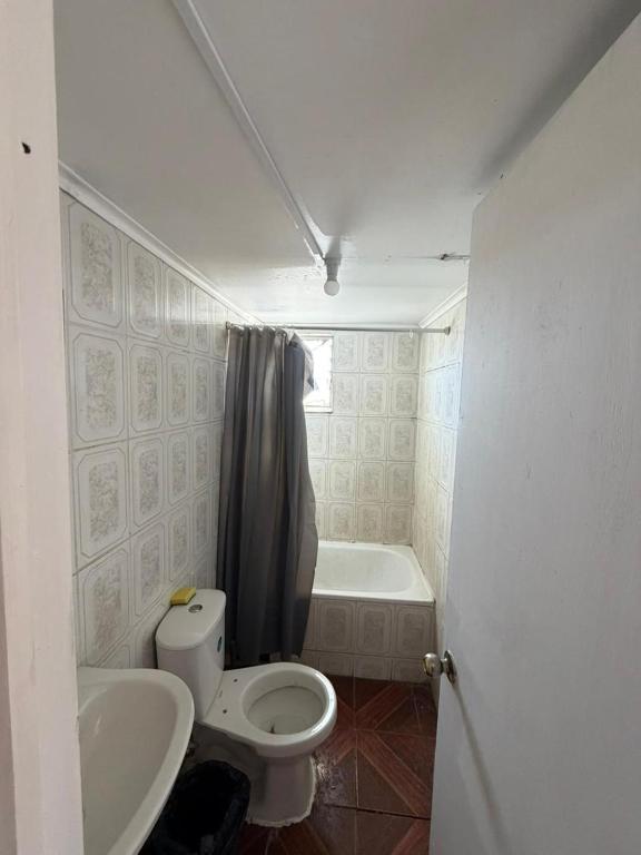 Arriendo Piezas a 5 minutos del centro de La Serena - 3