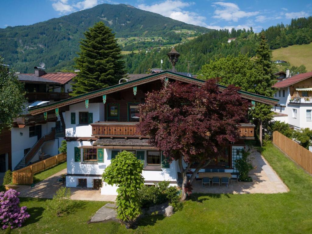 Holiday Home Villa Emma- Ferienhaus für bis zu 10 Personen- eigener Garten- absolute Privats by Interhome - 2