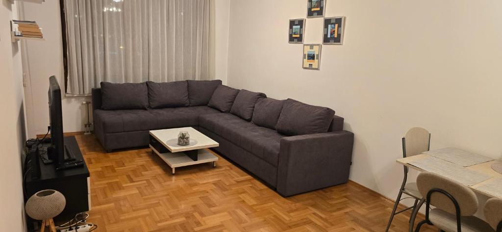 Apartment Lazarus Banja Luka - 4