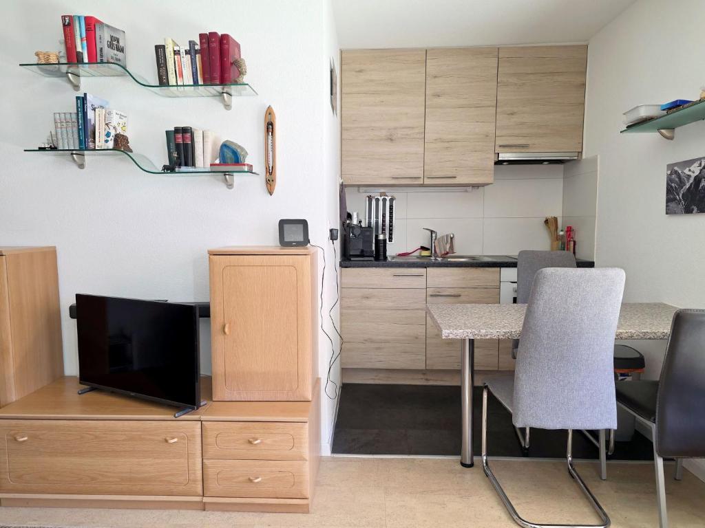 Apartment Gentiana Haus B by Interhome - 3