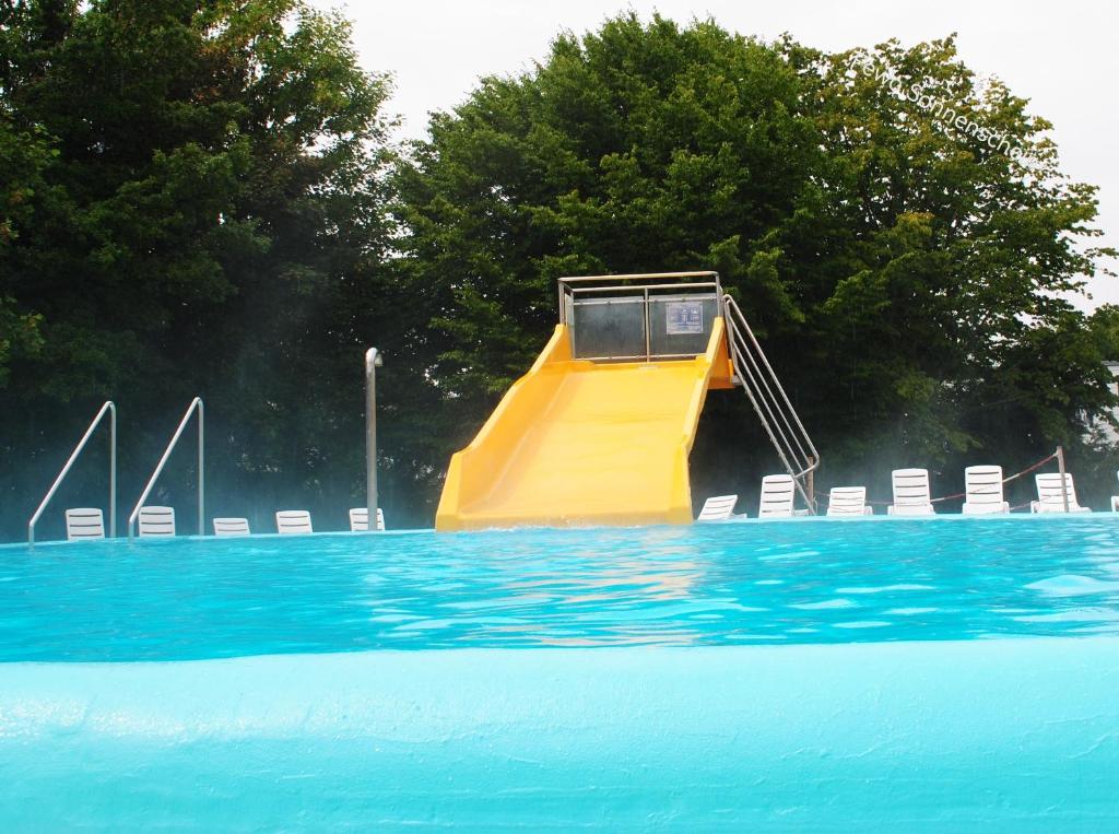 Familienwohnung Sonnenschein mit Hallenbad, Sauna & activCARD - 3