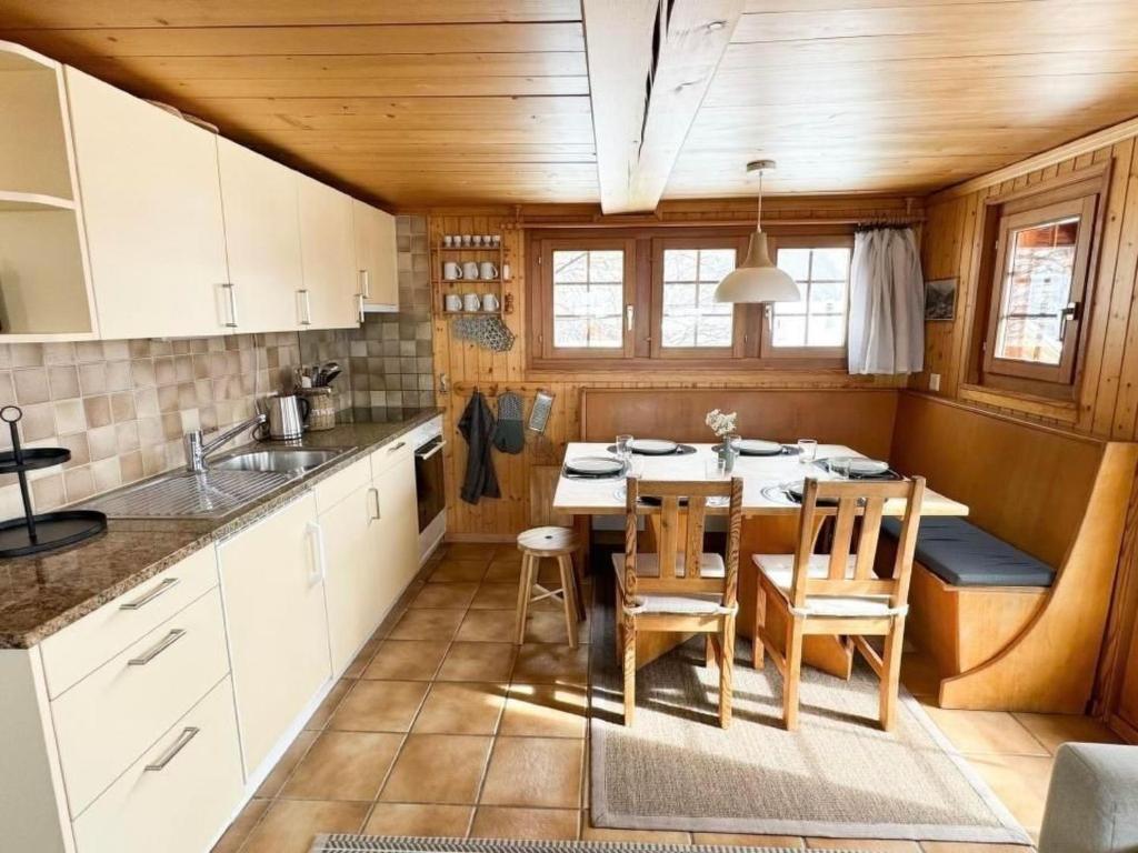 Holiday Home Chalet Domino by Interhome - 4