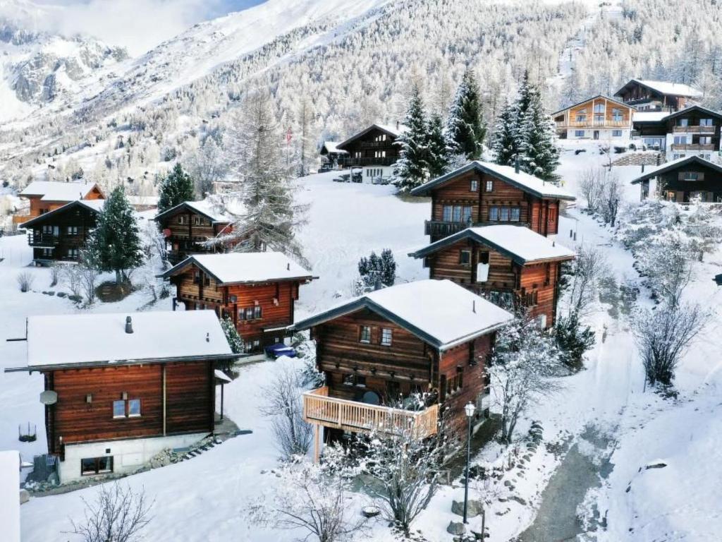 Holiday Home Chalet Domino by Interhome - 3