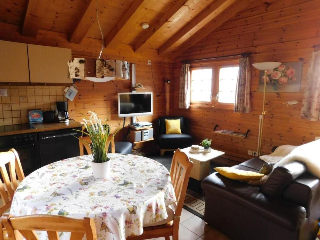 Holiday Home Chalet Schneeflöckli by Interhome - 5