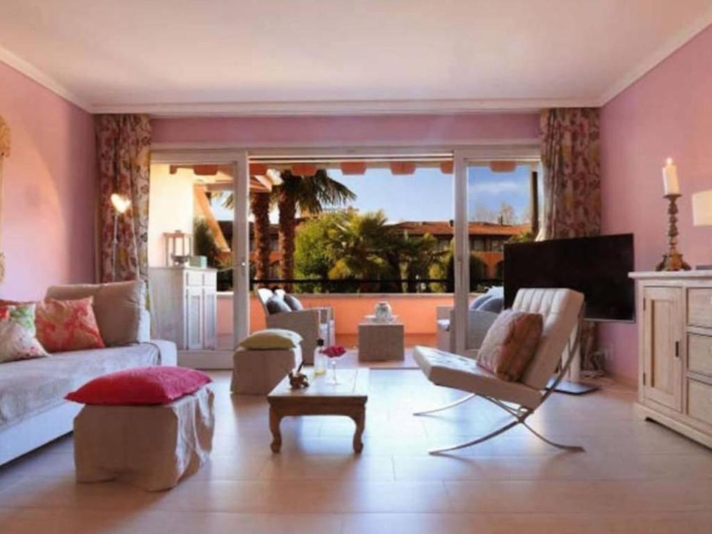 Apartment Maisonettewohnung in Residenz des Giardino Ascona by Interhome - 1