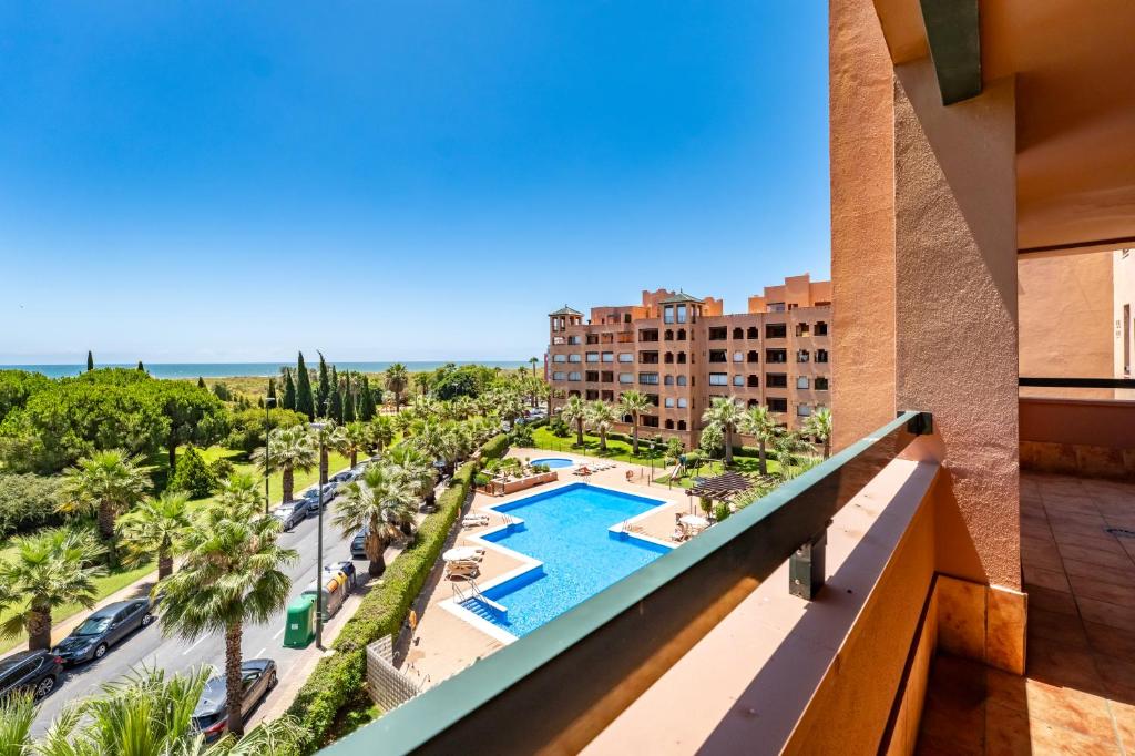 APARTAMENTO CON TERRAZA Y VISTAS AL MAR - Residencial Playa Verde - 4