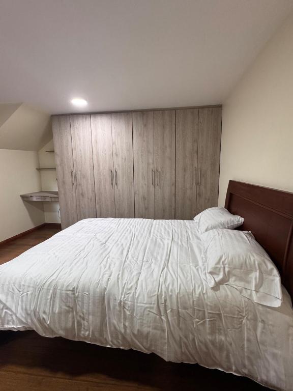 Suite ejecutiva con Parqueo Privado - 2