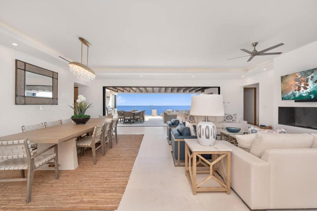 Sublime 4 BR Residence Villa at Quivira Los Cabos - 2