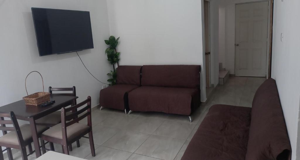Spacious house near the beach - 3