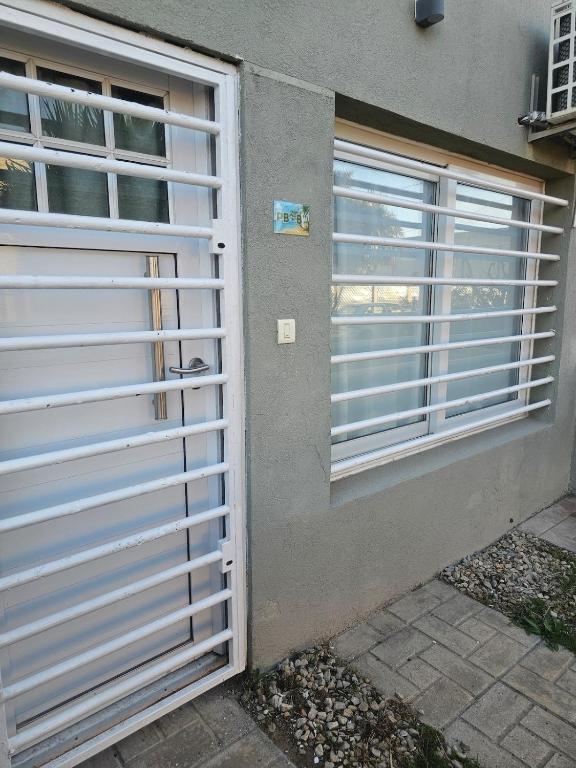 Departamento frente a la costa en excelente ubicación, contrato temporal ,servicio de limpieza NO incluido - 5