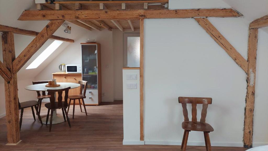 Large Private Room Near Colmar Center with Free Public Parking - 3