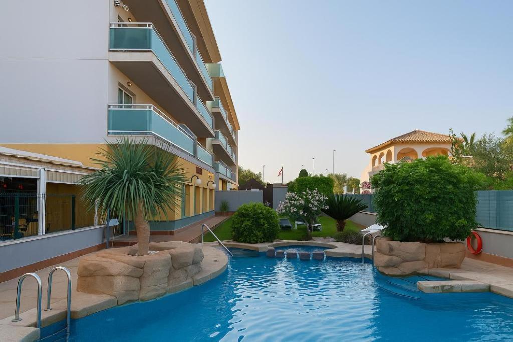Apartahotel La Rotonda Cabo Roig Orihuela Costa Near the Beach and Leisure Area - 2