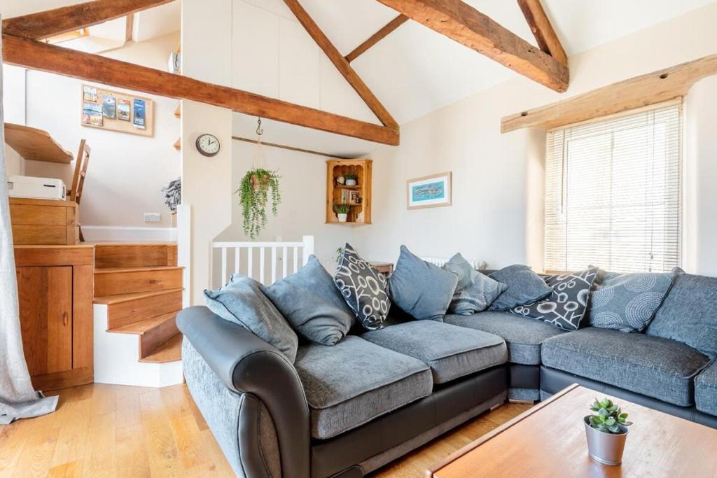 Cosy Fisherman's Cottage with Sea Views, Plymouth photo 8