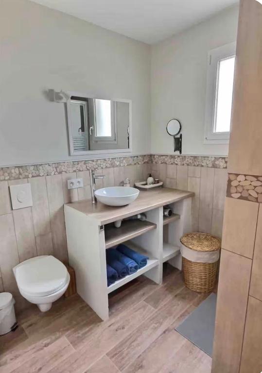 Appartement lumineux 45 m2 avec parking proche gare et centre de Reims - 3
