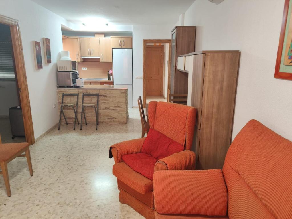Apartamento con piscina a 200 metros de la playa - 1