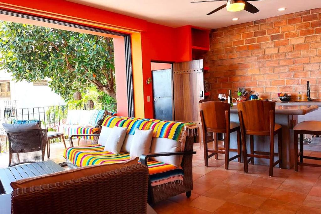 Penthouse Luxury 3BR with Ocean View Private Terraces and Heated Pool - 1