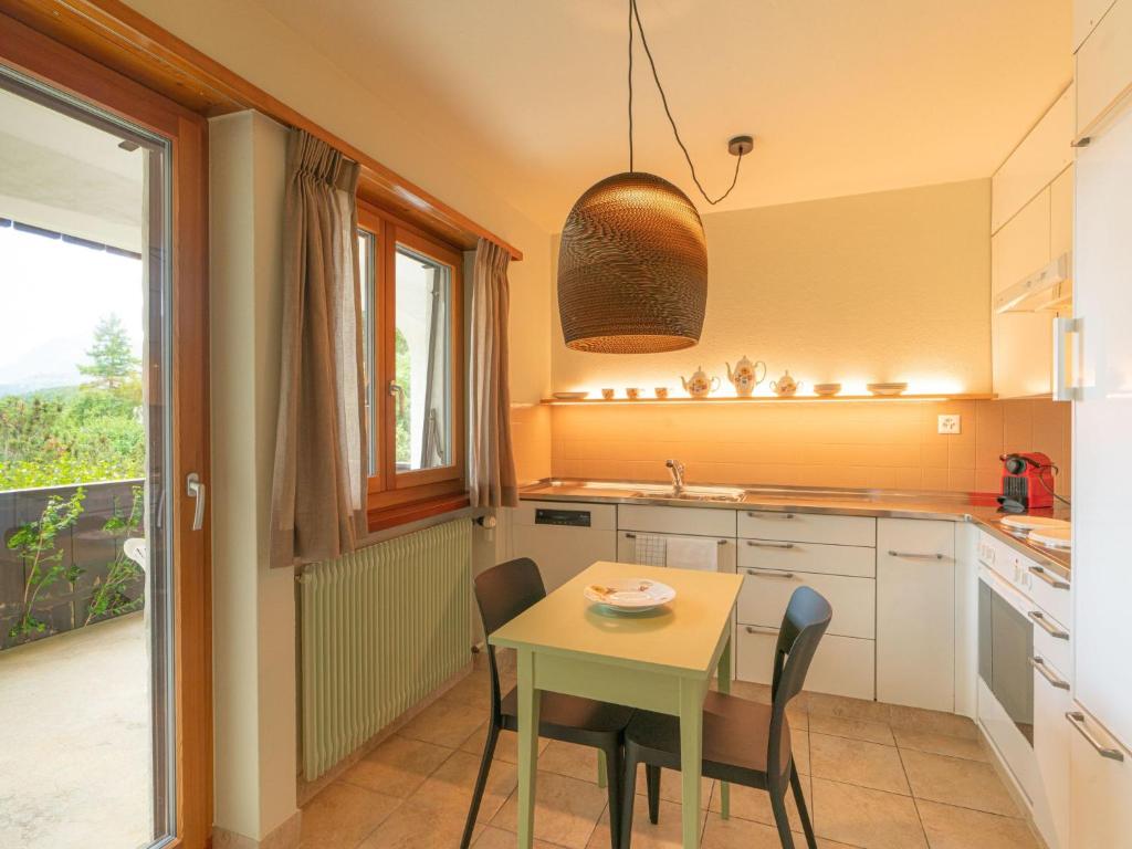 Apartment Chesa Tscheppa 1 by Interhome - 2