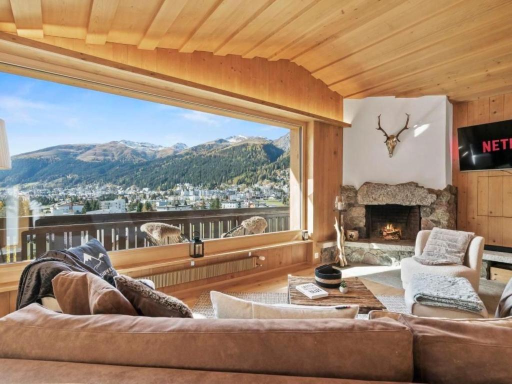 Holiday Home A&Y Chalet zum goldenen Hirsch by Interhome - 1