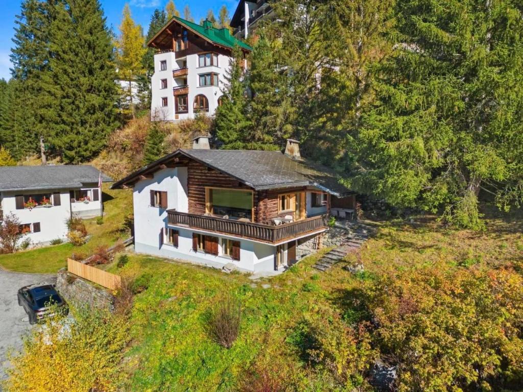 Holiday Home A&Y Chalet zum goldenen Hirsch by Interhome - 2