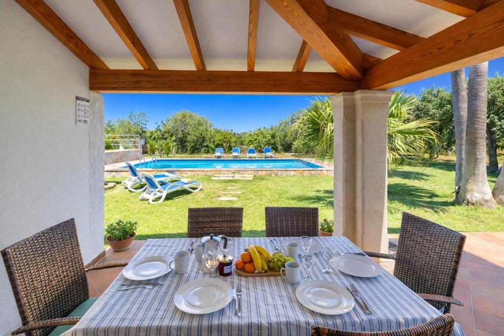 Villa Roma with pool and mountain views - 3
