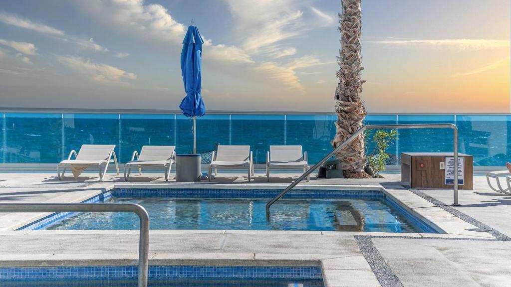 Splash in The New Lazy River and Sleep In Luxury Encantame Towers Velero 303 - 1