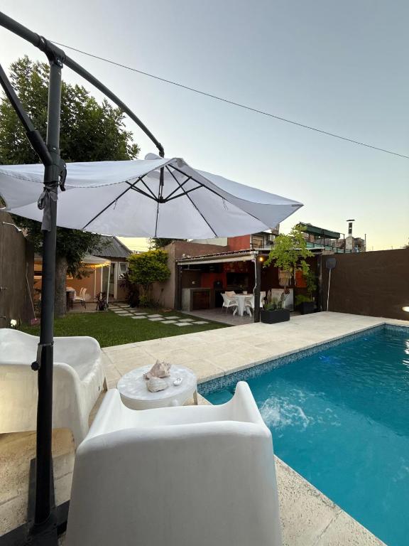 Casa Premium a metros del Carnaval - Piscina - 2