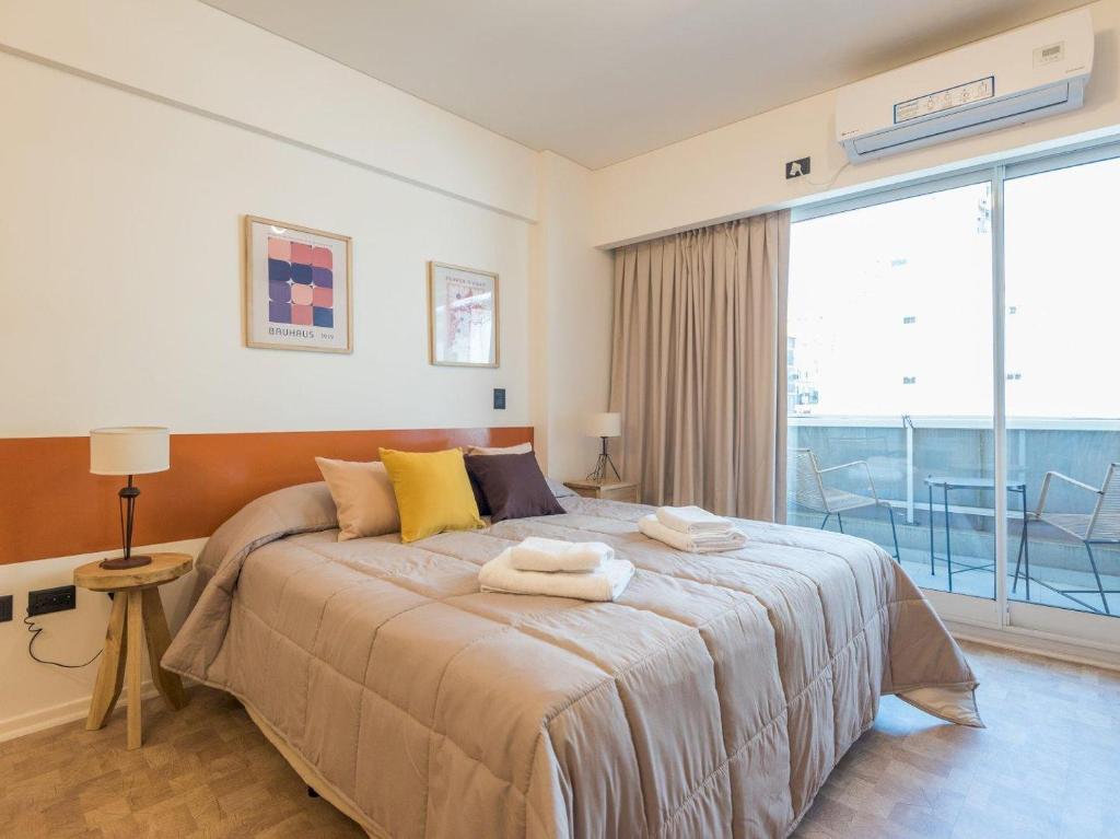 Apartment Paraguay and Larrea IV by For Rent Argentina - 3