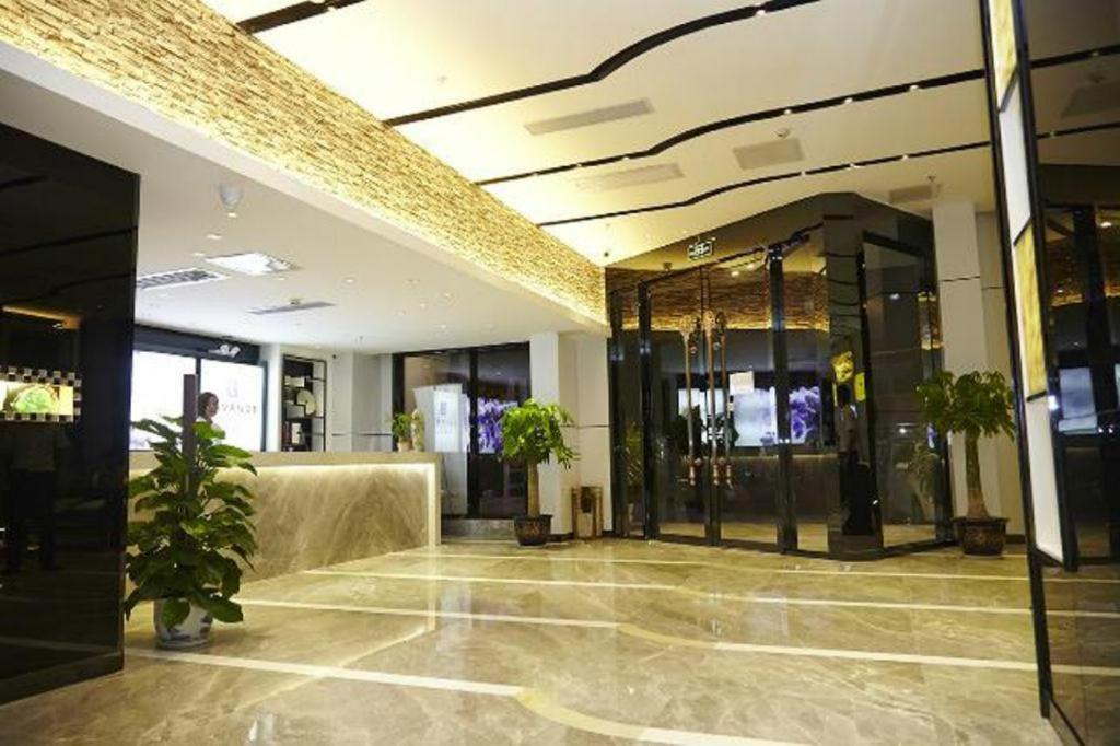 Lavande Hotel Guangzhou East Dongfeng Road Yangji Metro Station photo