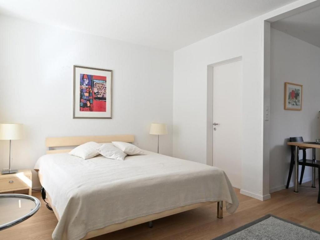 Apartment Crasta 4 by Interhome - 3