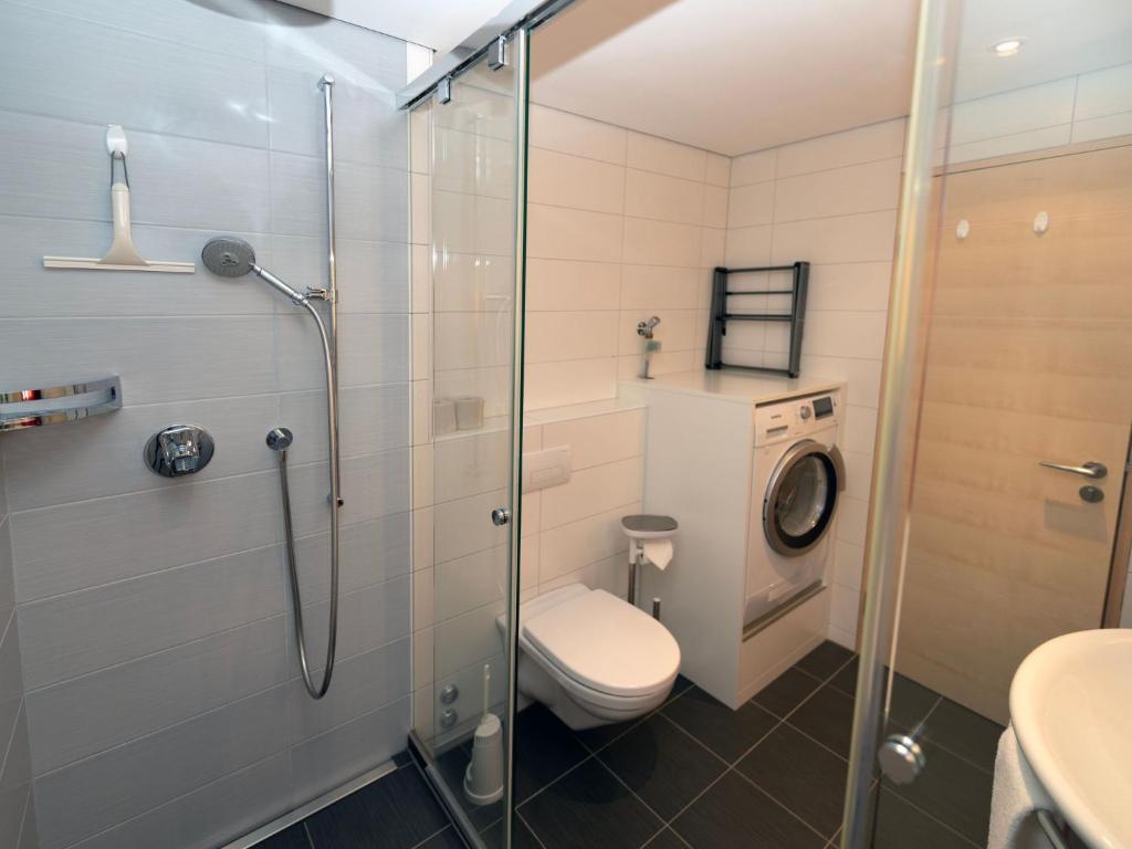 Apartment Apt 411 Hotel Europa by Interhome - 4