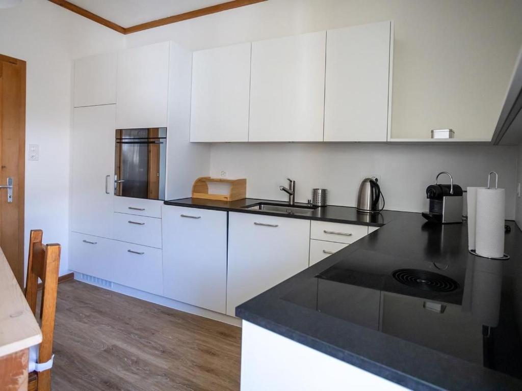 Apartment Chesa Müller by Interhome - 4