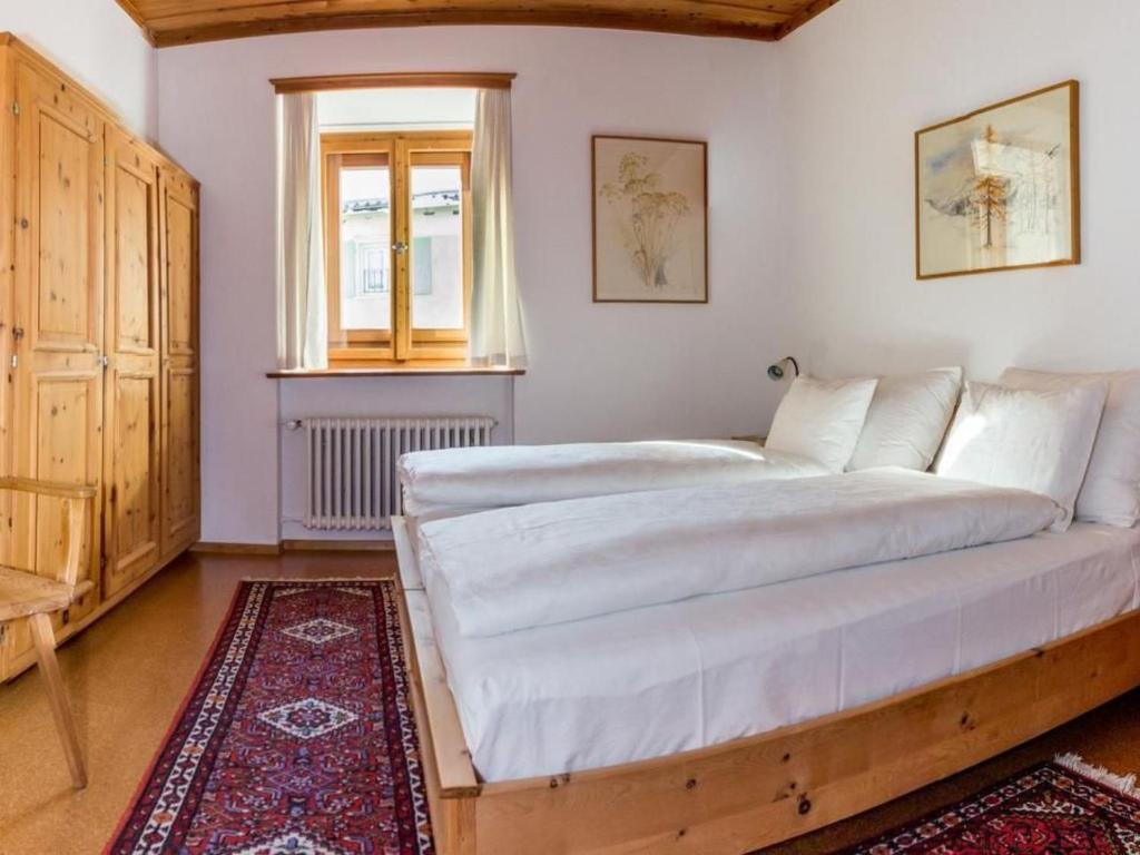 Apartment Chesa Müller by Interhome - 5