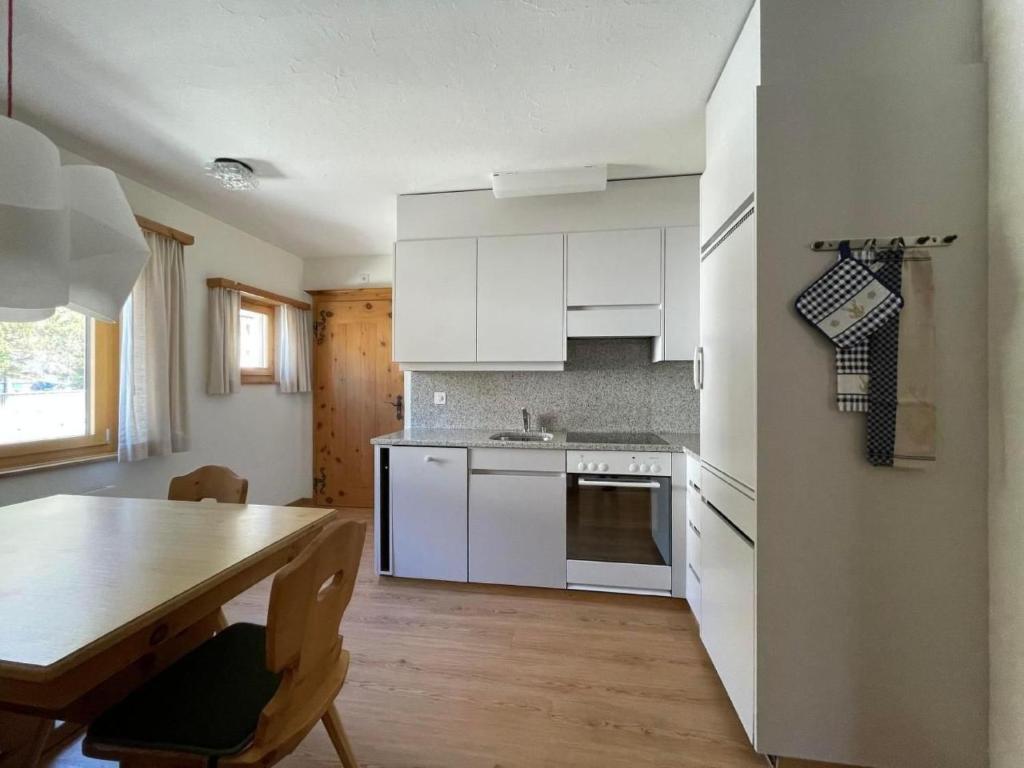 Apartment Chesa la Furia WHG 24 by Interhome - 5