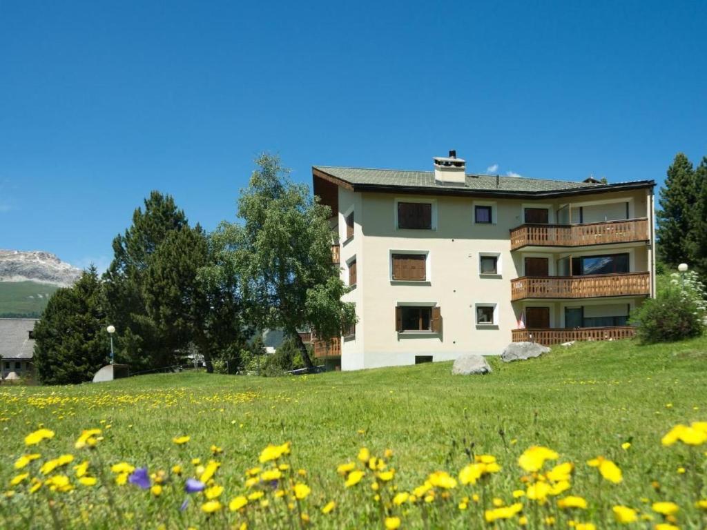 Apartment Chesa Arnica Whg 3 by Interhome - 2