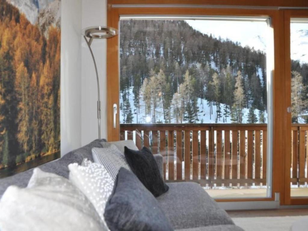 Apartment Chesa Romana by Interhome - 2