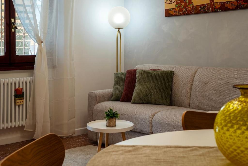 Favara 119 Modern three room apartment near the Gemelli - 4