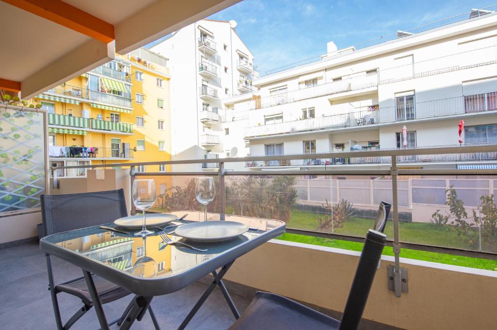 ST PIERRE - Magnifique studio Menton - 100 m des plages - Parking - 4