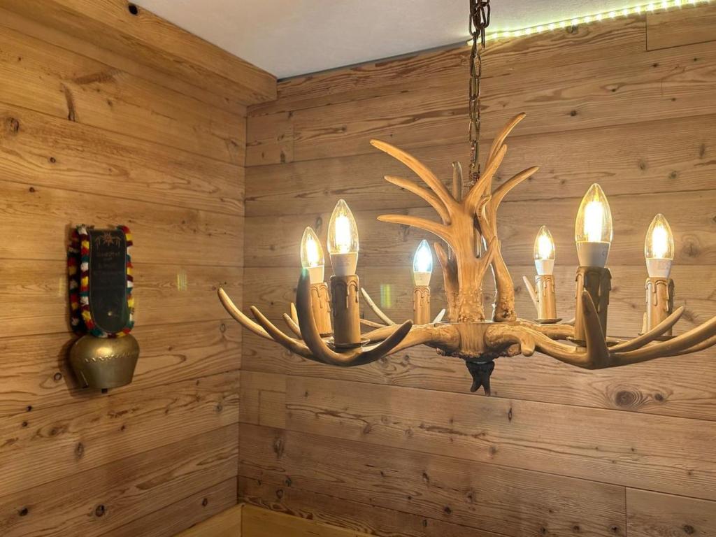 Apartment FeWO Allgäu Chalet - gemütliche Hüttenatmosphäre und Schwimmbad und Sauna im Ha by Interhome - 4
