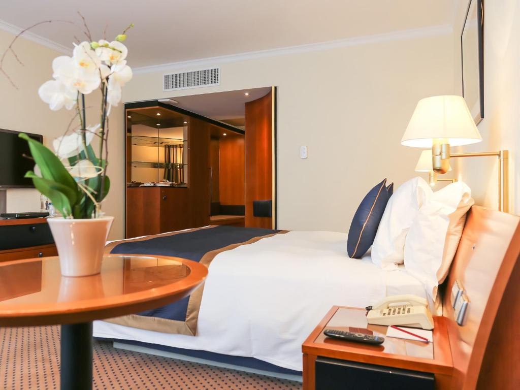 Hotel Le Royal Photo 5