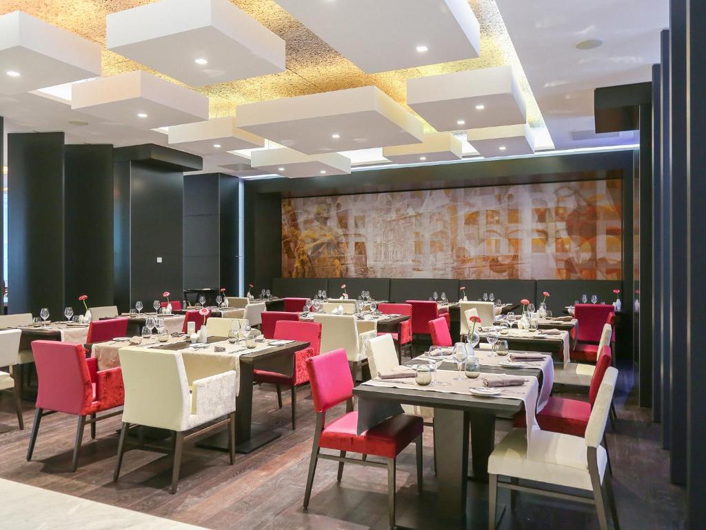 Hotel Le Royal Photo 18