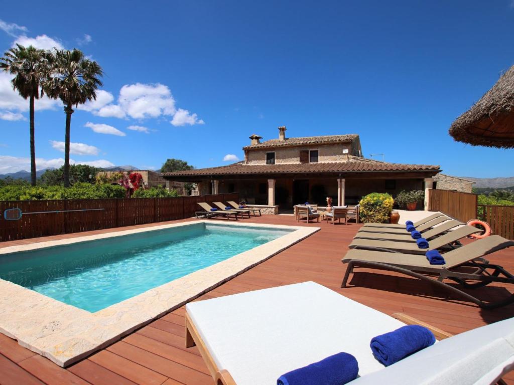 Holiday Home Große Villa auf dem Lande in der Nähe von Pollensa- by Interhome - 2